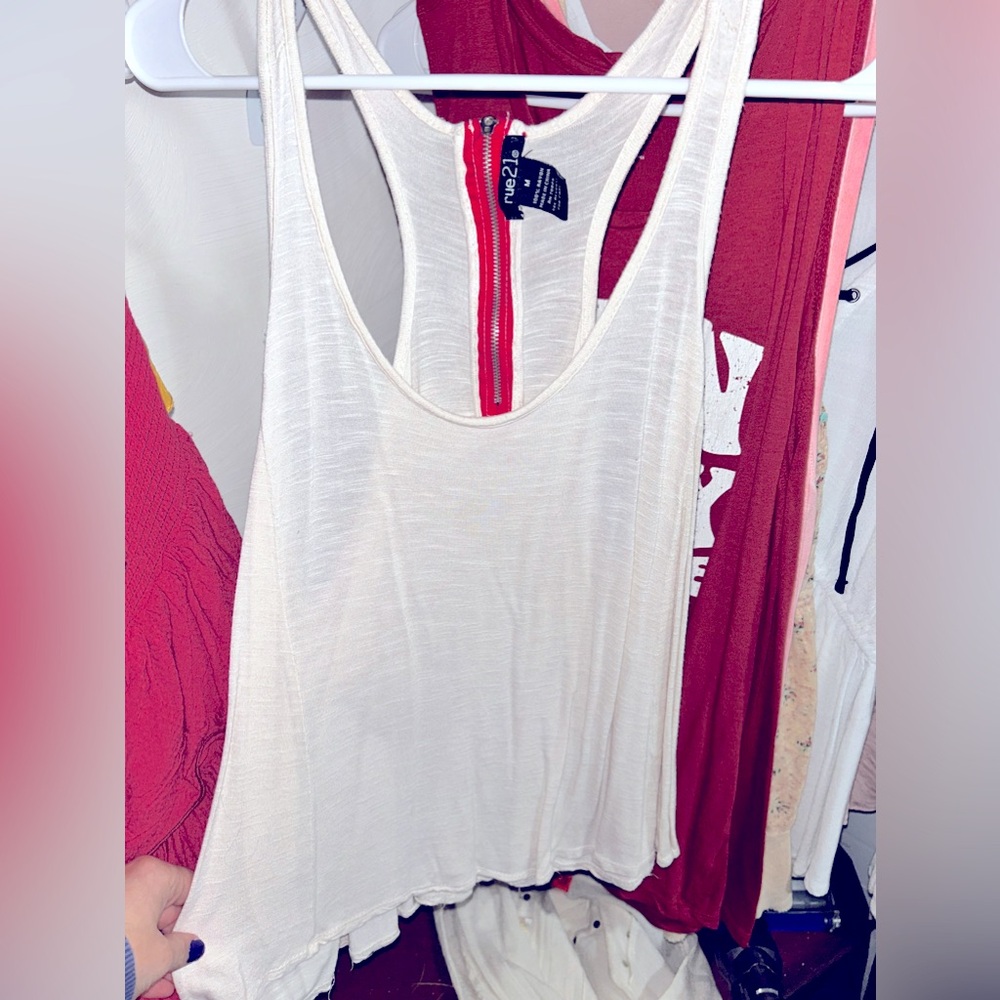 Cream Rue 21 tank